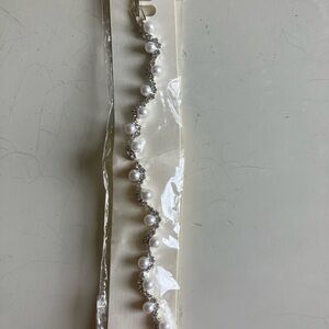 Costume Pearl and Rhinestone Bracelet